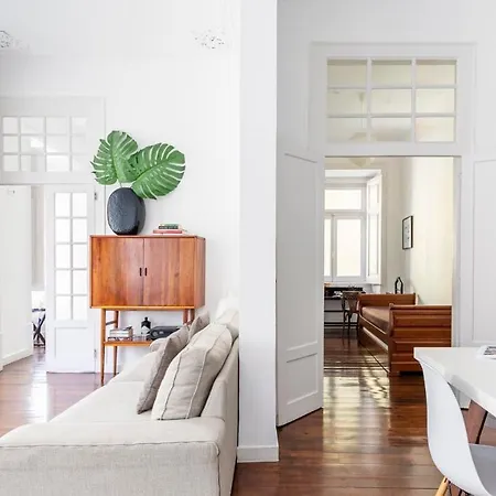 Plum Guide - Gallop Apartment